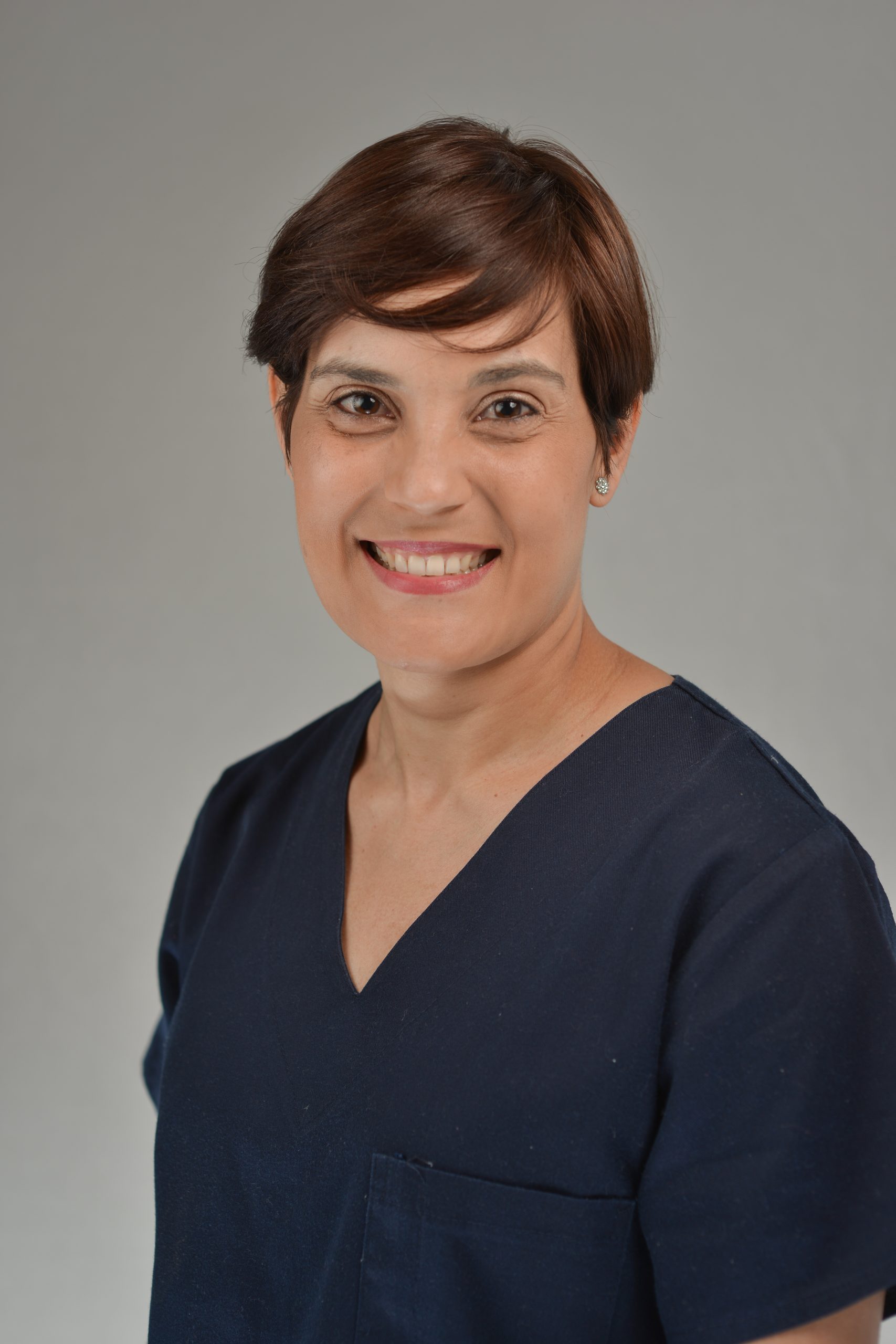 Dr Lienka Botha